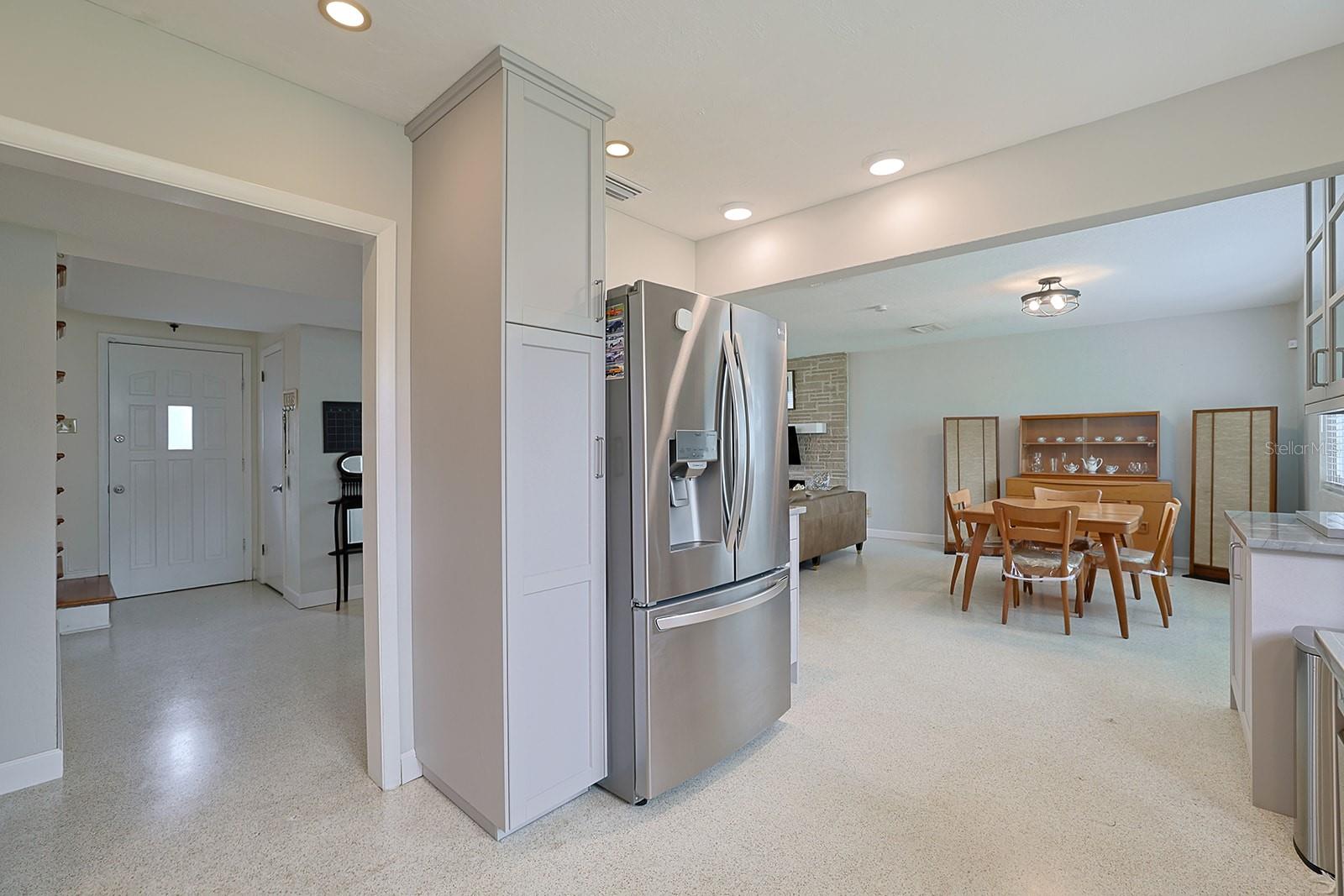 Image 10 of 28 For 1238 Suwanee Road