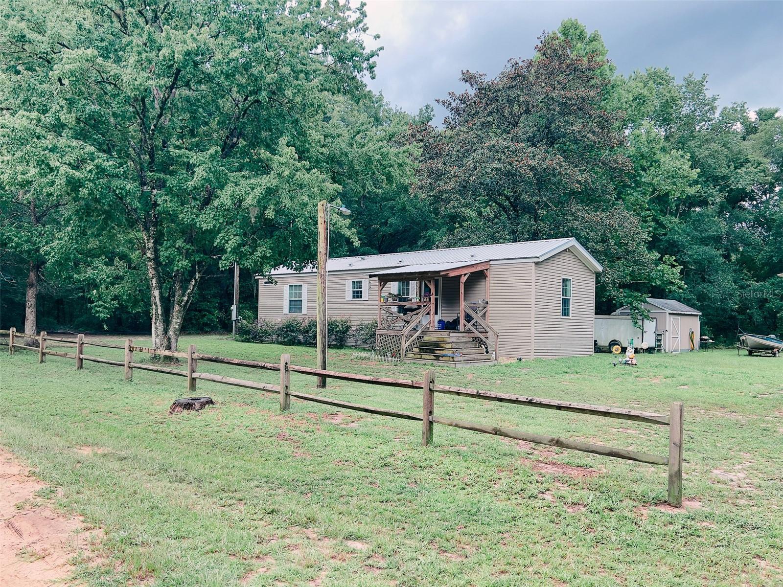 Image 3 of 30 For 2107 Denise St