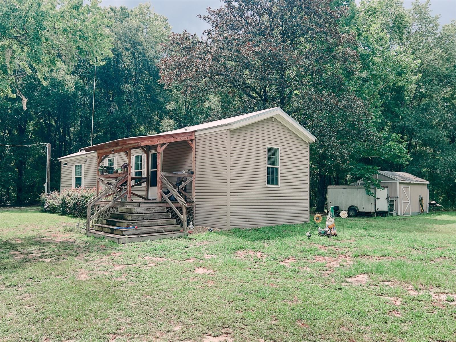 Image 4 of 30 For 2107 Denise St