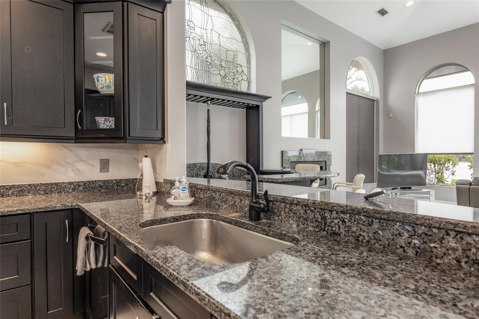 Image 10 of 40 For 3548 John Anderson Drive