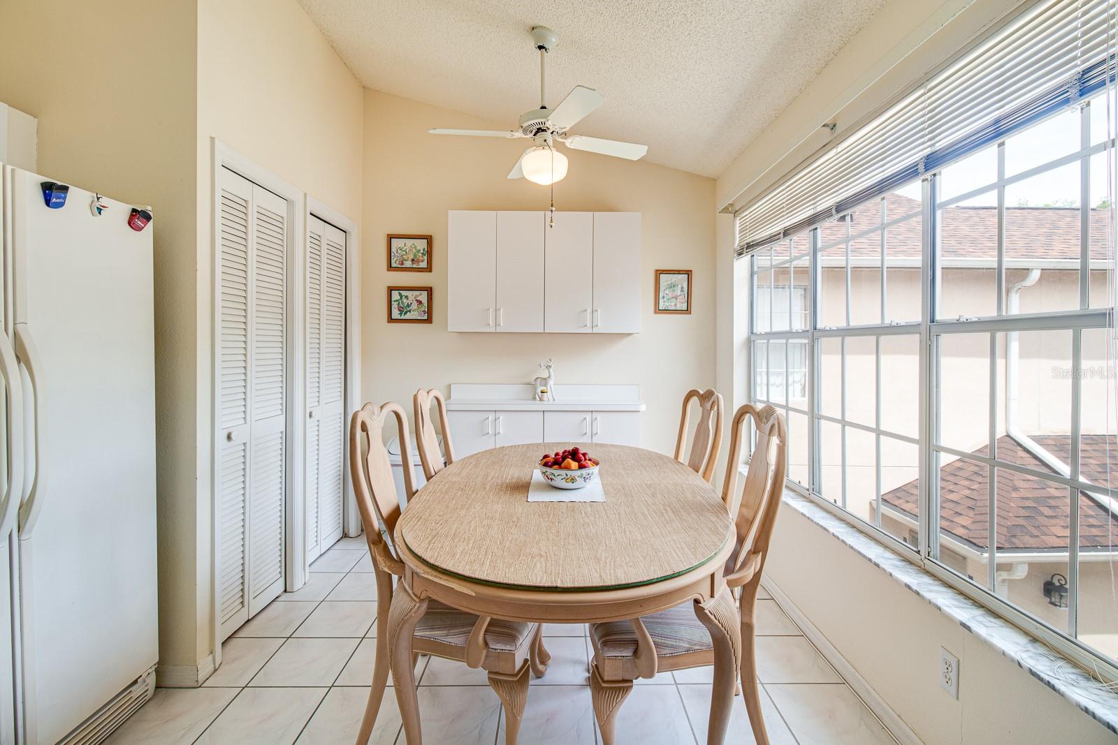Image 8 of 35 For 6126 Sunnyvale Drive Ge