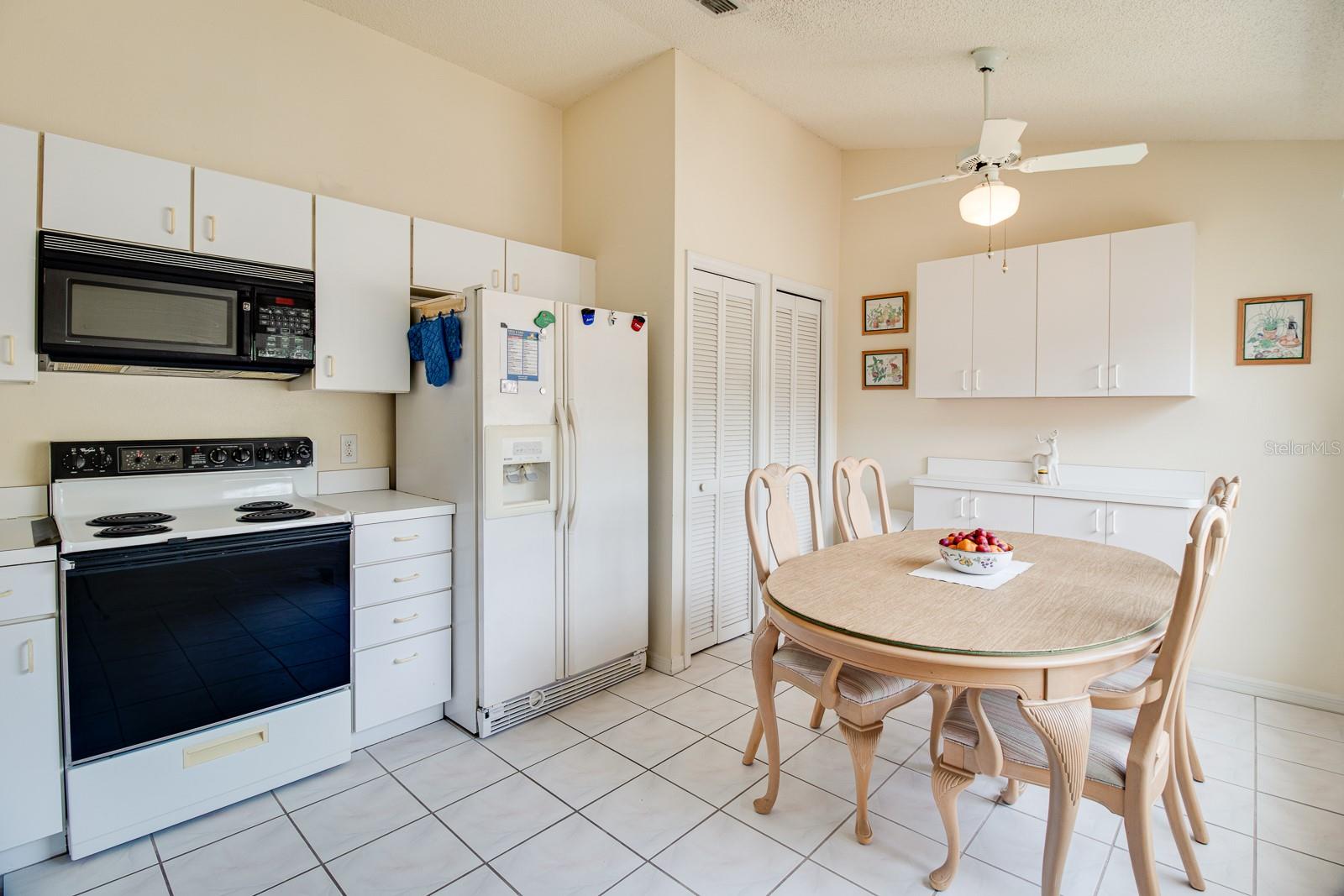 Image 9 of 35 For 6126 Sunnyvale Drive Ge
