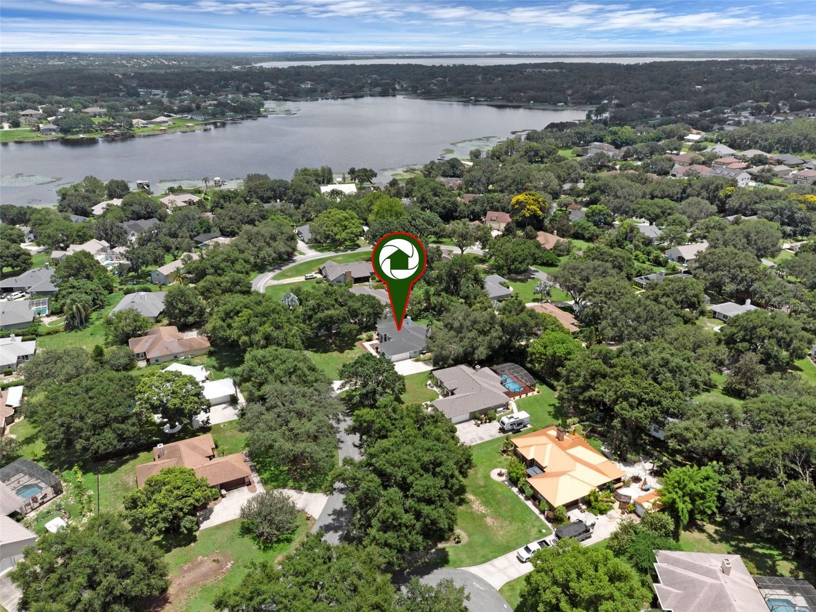 Image 40 of 44 For 10708 Lake Hill Drive