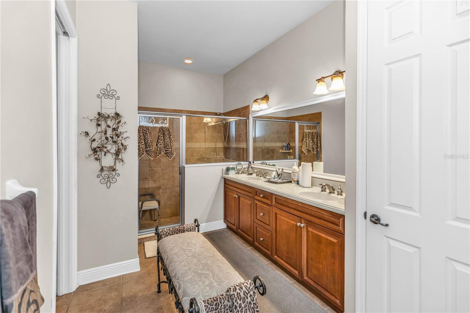 Image 18 of 30 For 132 Lower Lake Court