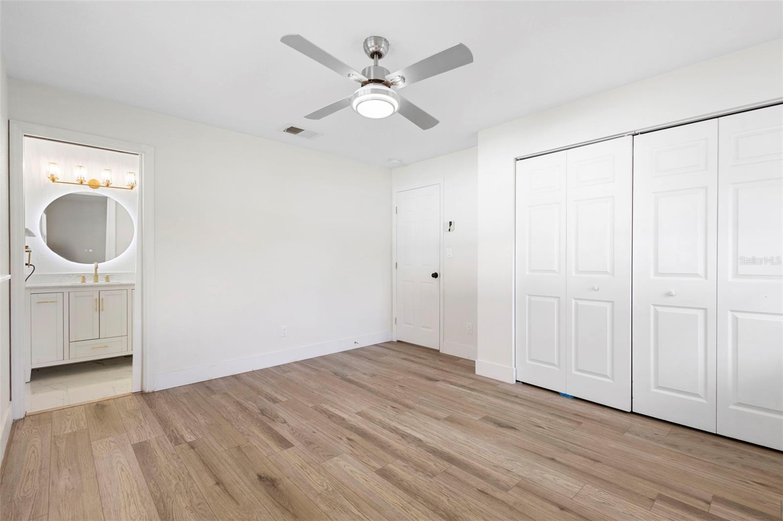 Image 18 of 40 For 5312 Newhall Avenue