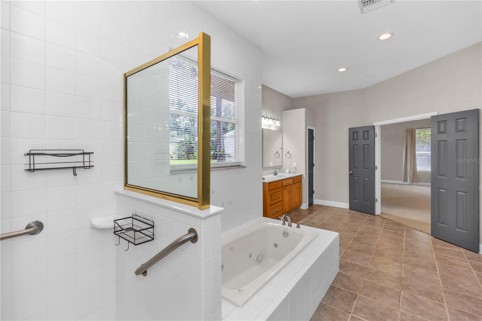 Image 18 of 40 For 2250 Wilmhurst Road