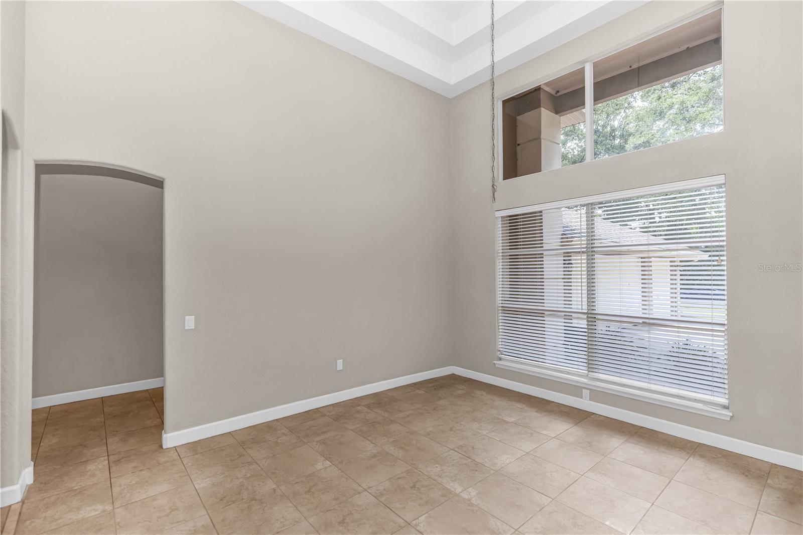 Image 5 of 40 For 2250 Wilmhurst Road