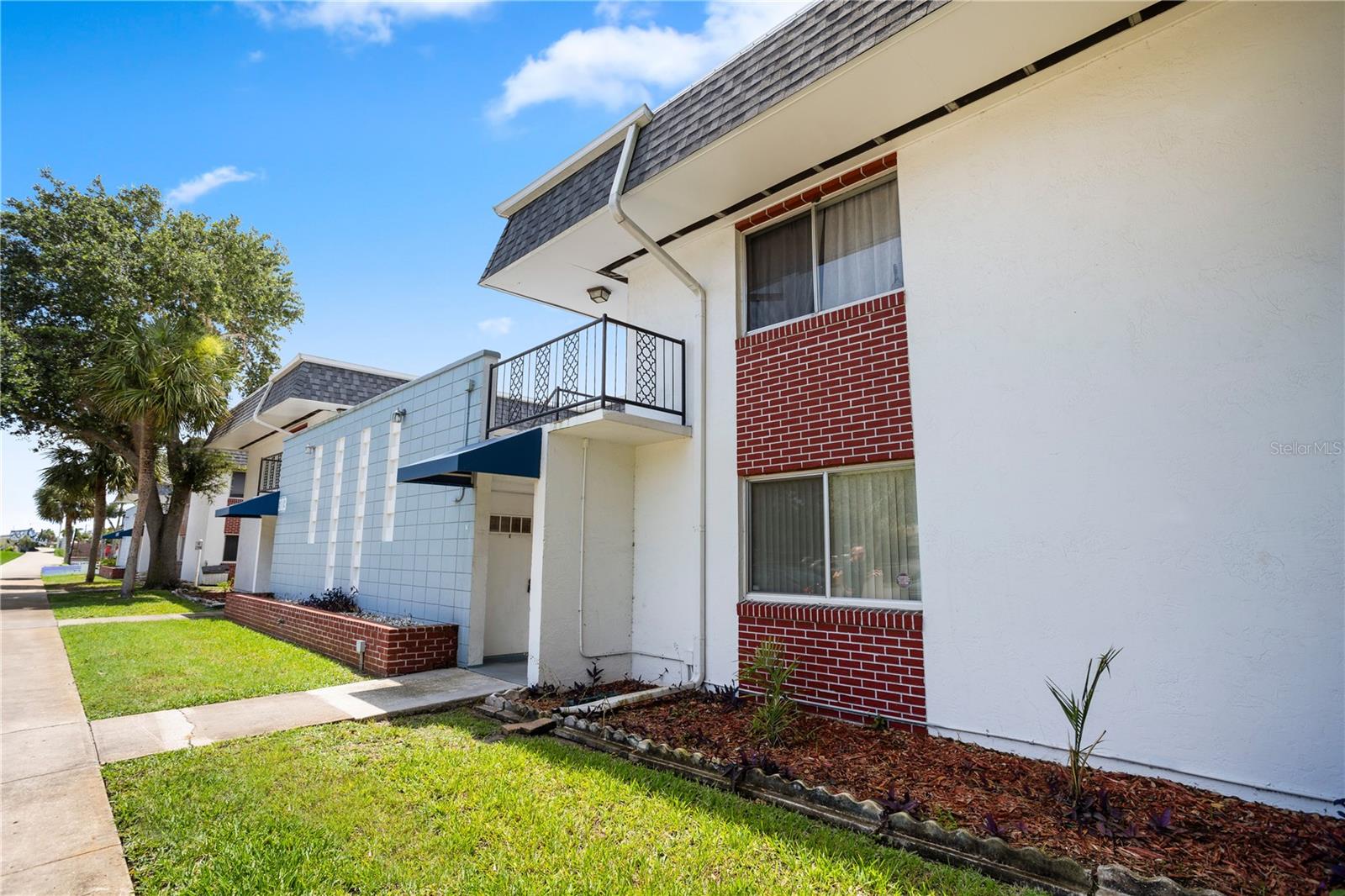 Details for 303 Ridge Boulevard 110, SOUTH DAYTONA, FL 32119