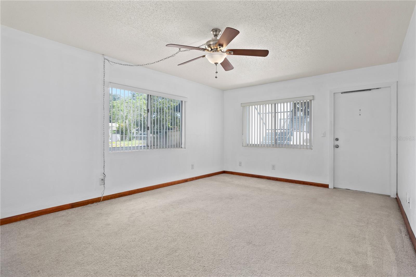Image 16 of 33 For 303 Ridge Boulevard 110