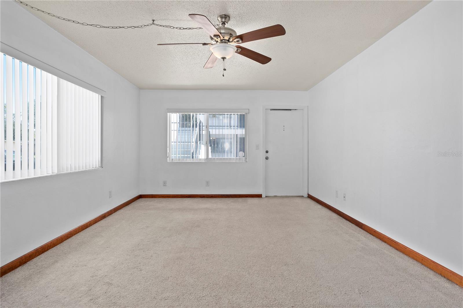 Image 18 of 33 For 303 Ridge Boulevard 110