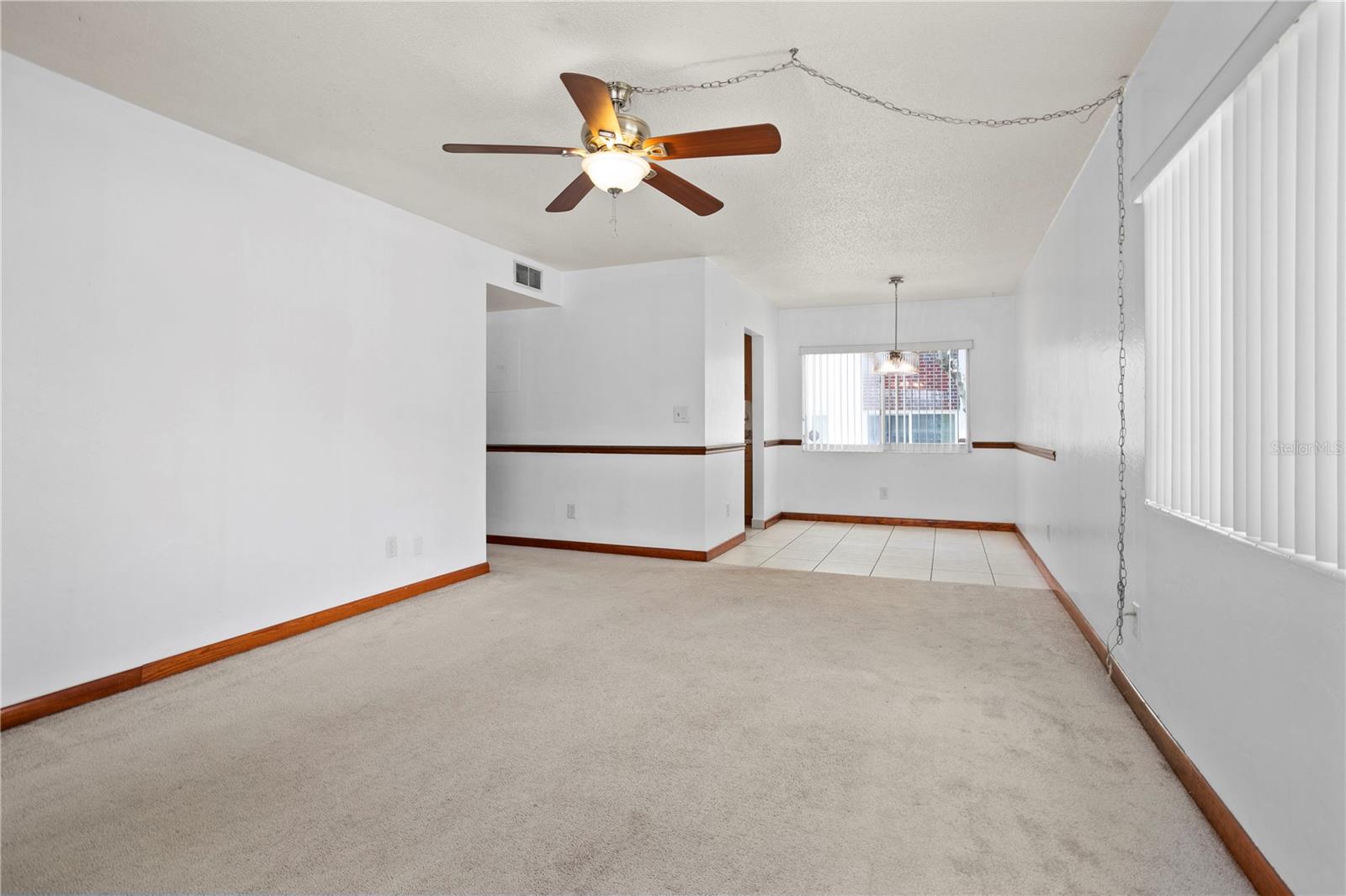 Image 19 of 33 For 303 Ridge Boulevard 110