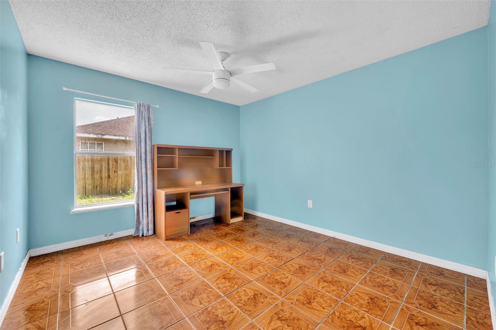 Image 26 of 39 For 725 9th Street