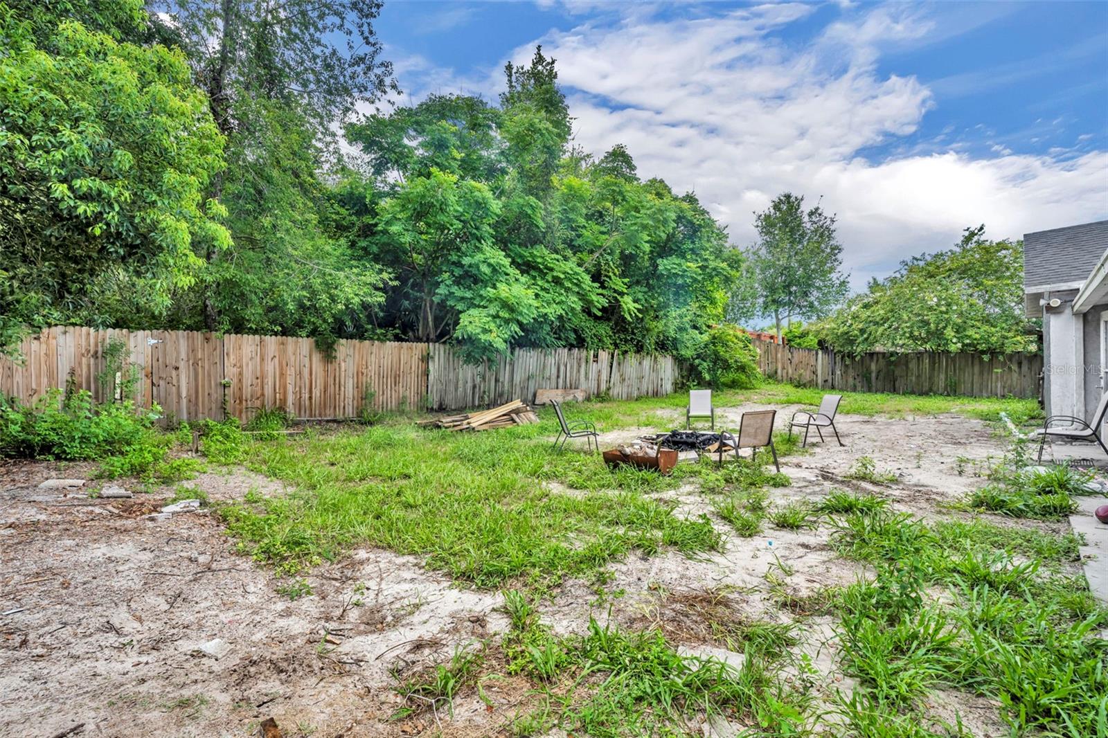 Image 33 of 39 For 725 9th Street