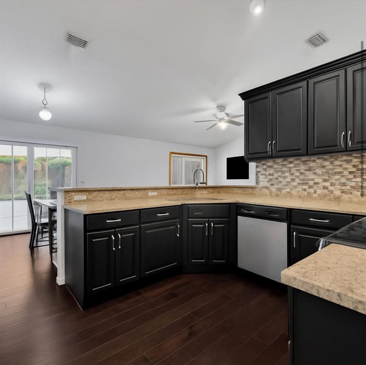 Image 43 of 43 For 725 9th Street