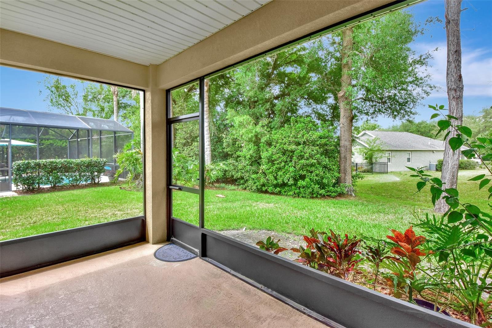 Image 18 of 29 For 105 Ridgeway Boulevard