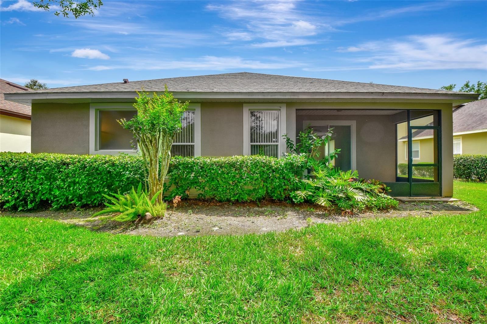 Image 19 of 29 For 105 Ridgeway Boulevard