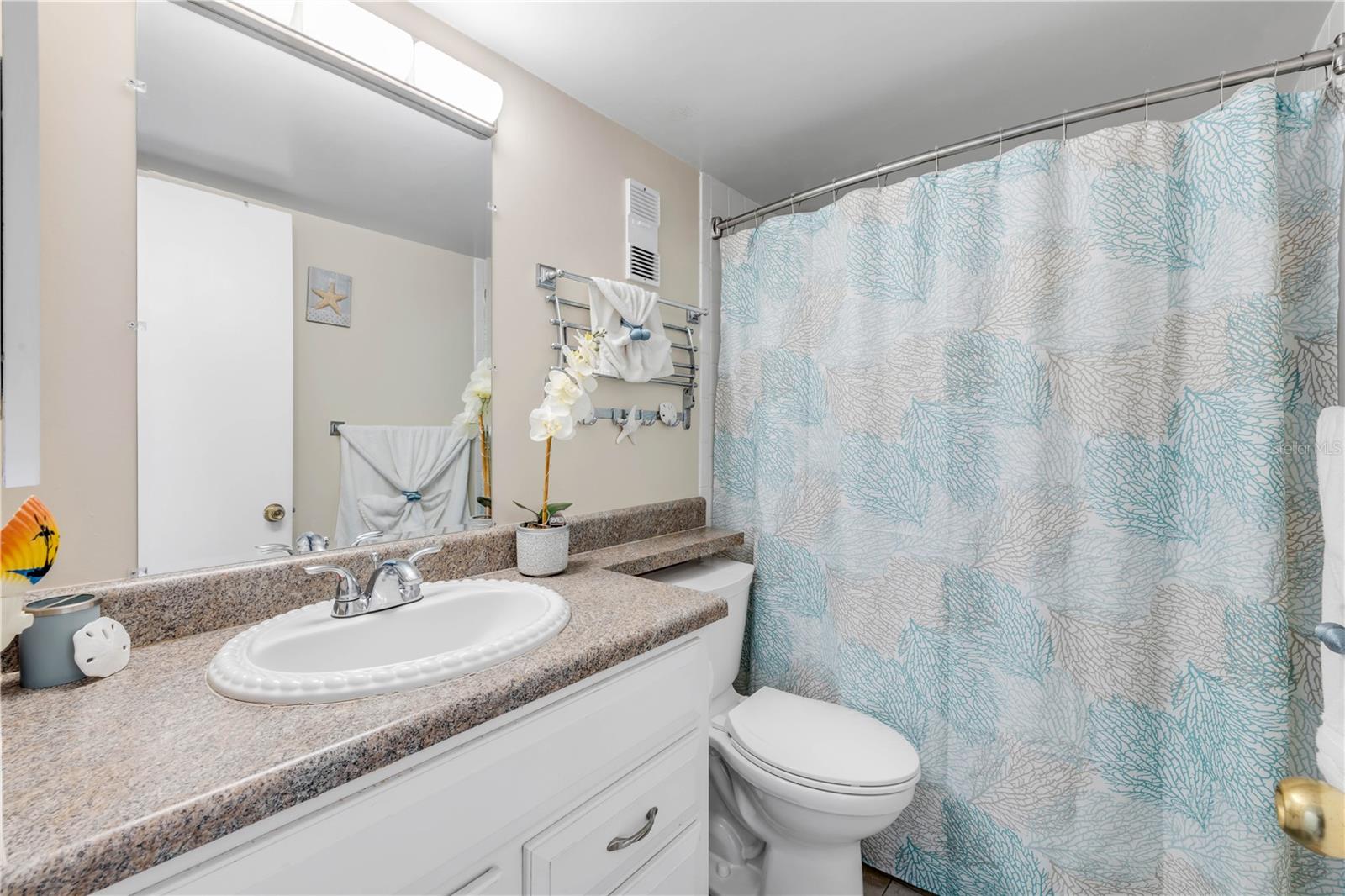 Image 22 of 46 For 1429 Atlantic Avenue 238