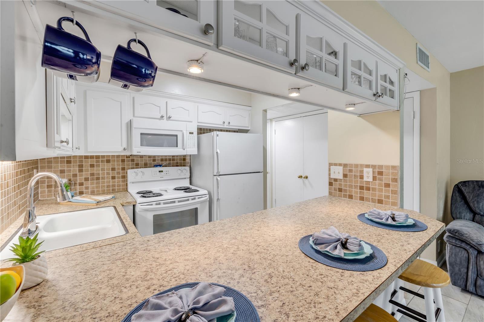 Image 9 of 46 For 1429 Atlantic Avenue 238