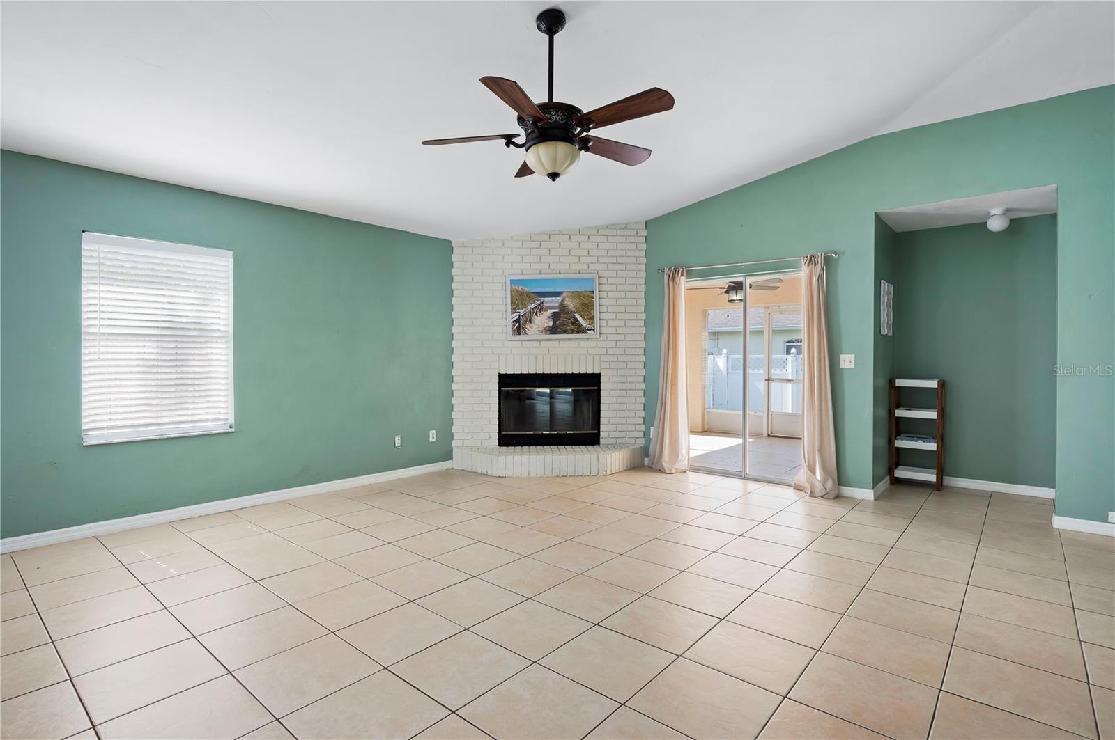Image 11 of 42 For 1467 Bay Grove Drive