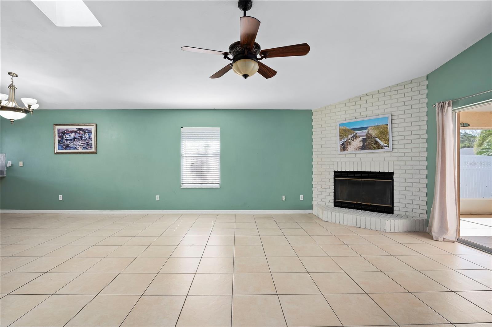 Image 13 of 42 For 1467 Bay Grove Drive