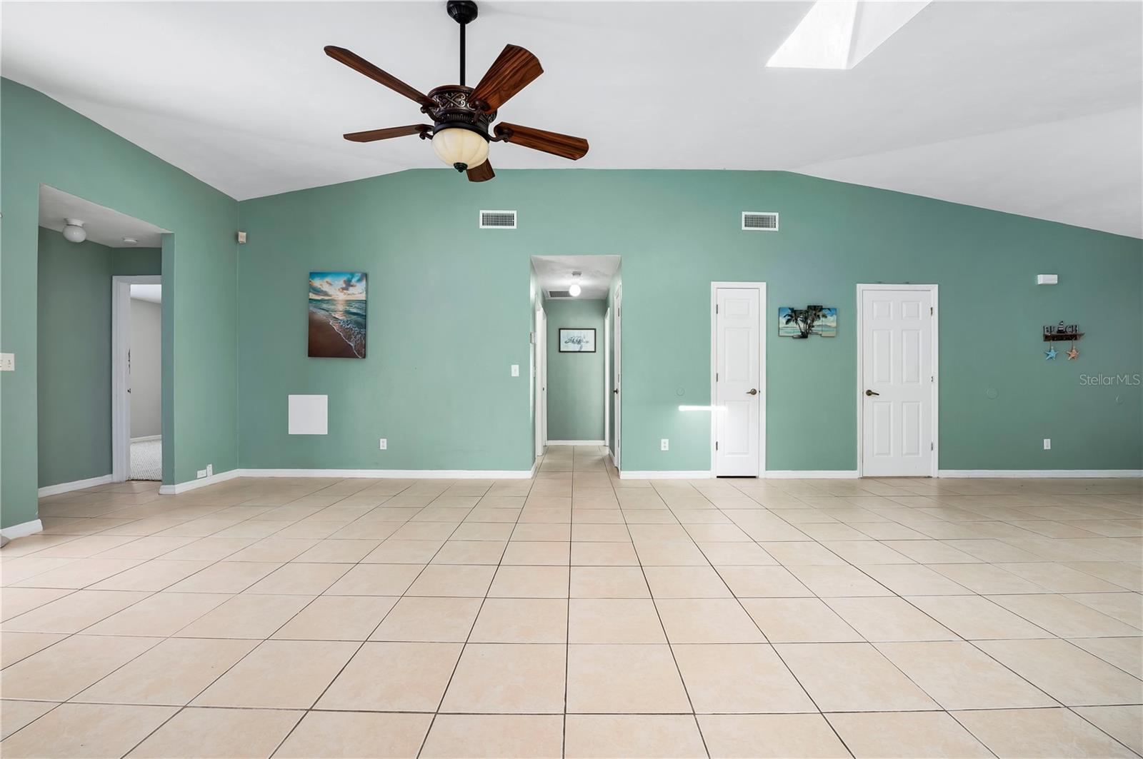 Image 15 of 42 For 1467 Bay Grove Drive
