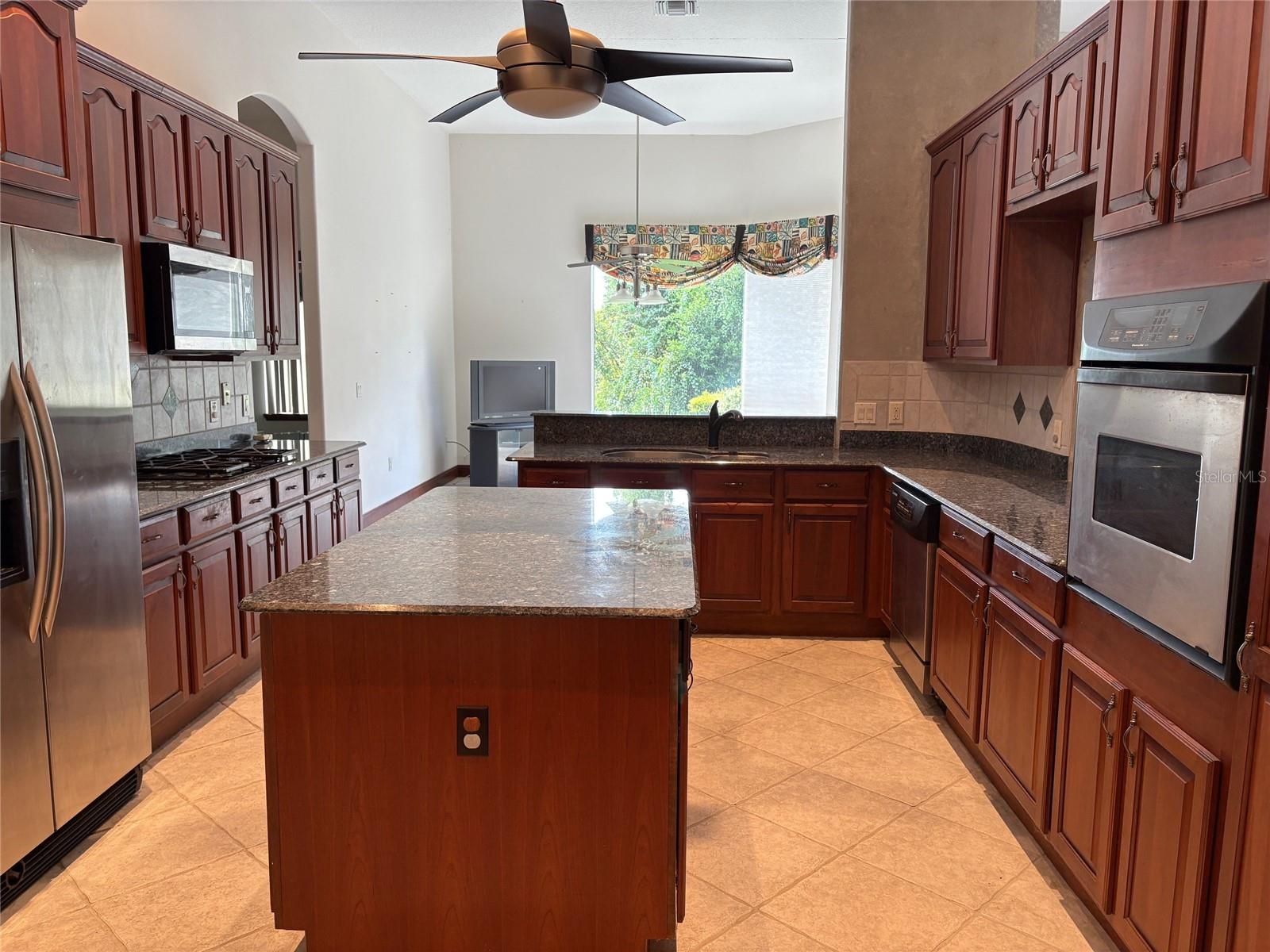 Image 20 of 48 For 224 Eagle Estates Drive