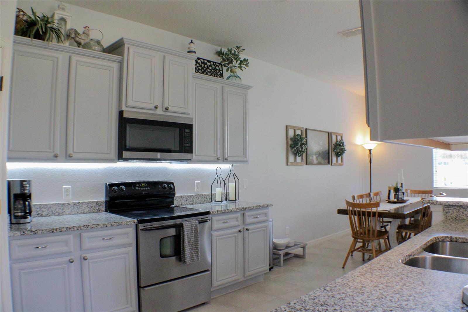 Image 11 of 41 For 2341 Betsy Ross Lane 19-c