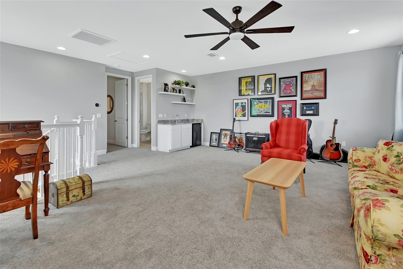 Image 37 of 56 For 1070 Victoria Hills Drive S