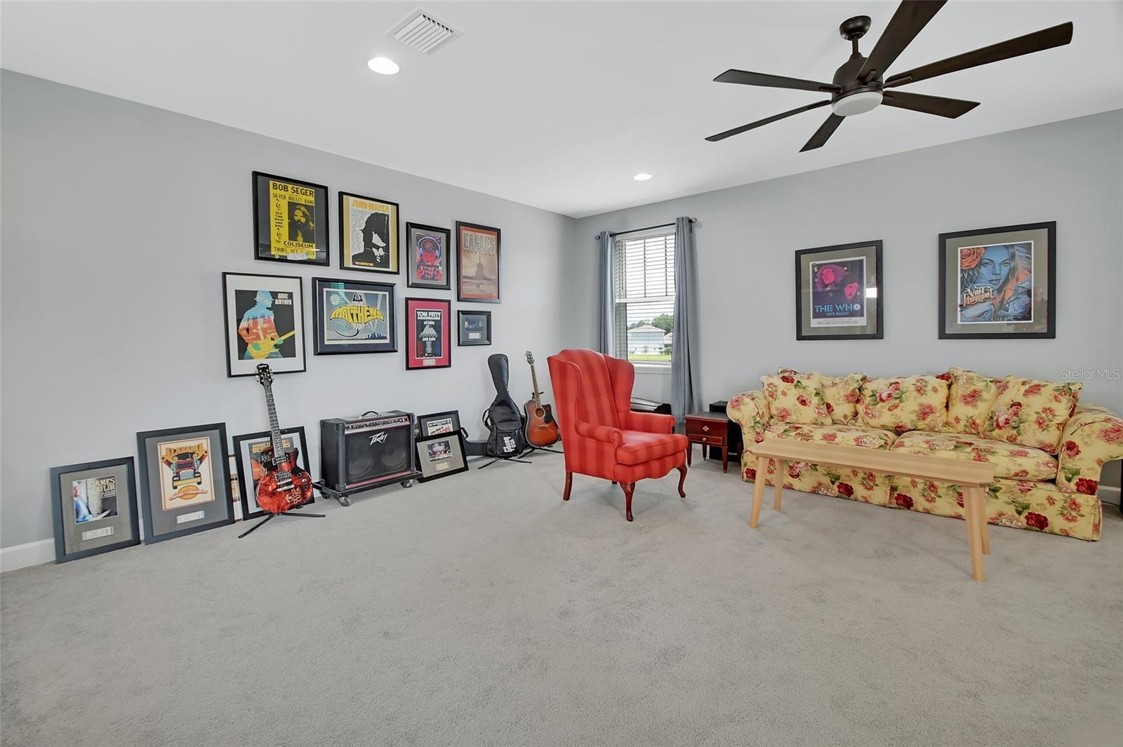 Image 38 of 56 For 1070 Victoria Hills Drive S