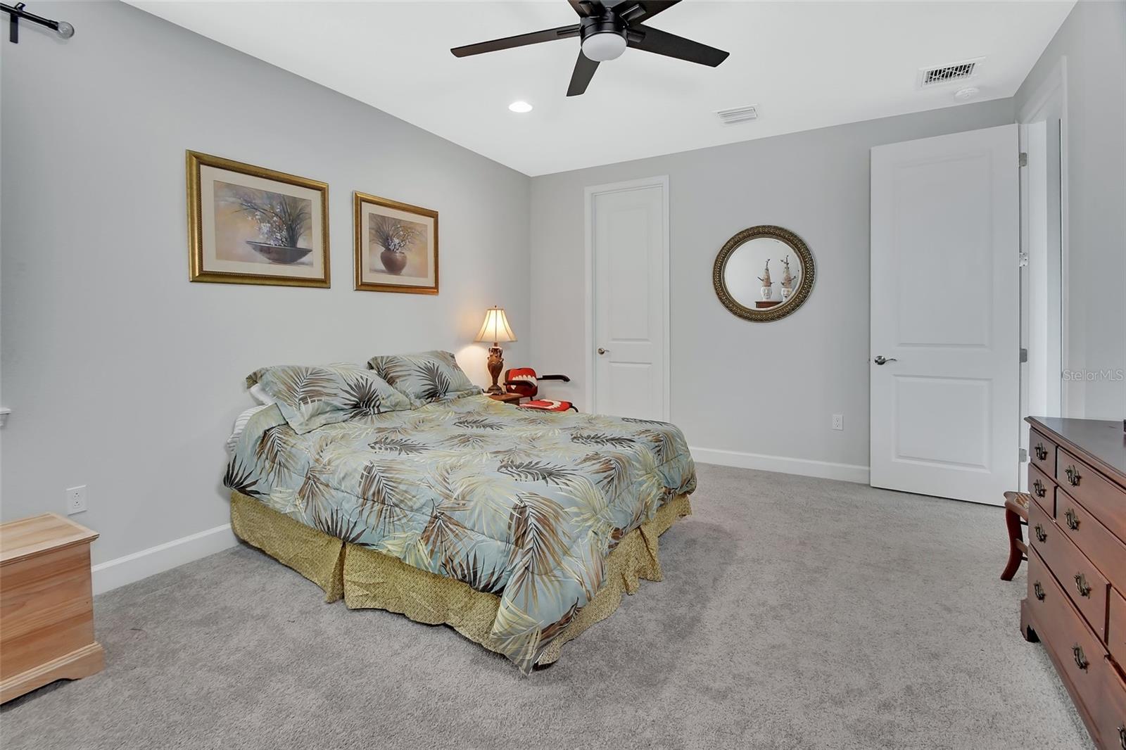 Image 42 of 56 For 1070 Victoria Hills Drive S