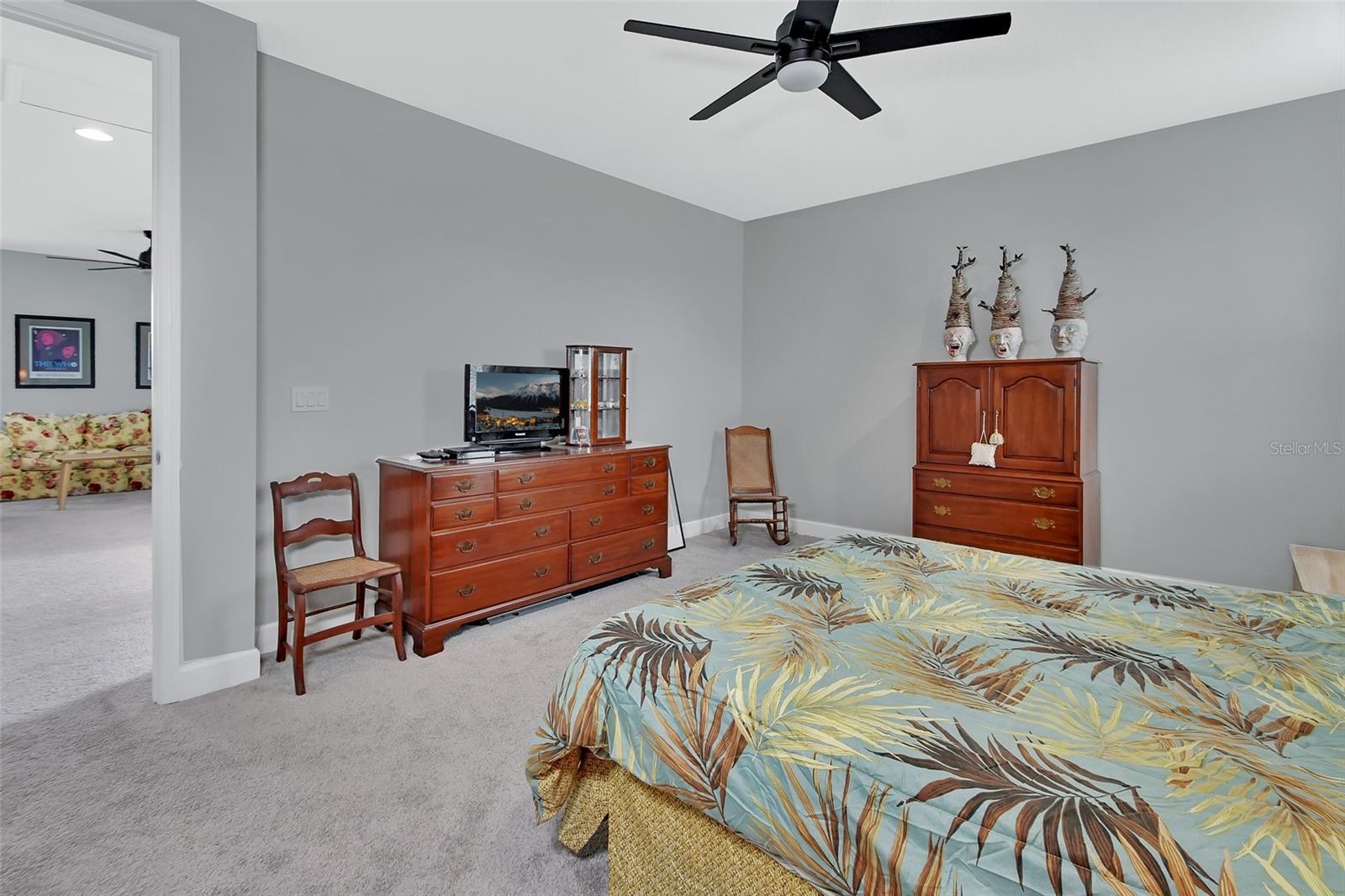 Image 43 of 56 For 1070 Victoria Hills Drive S