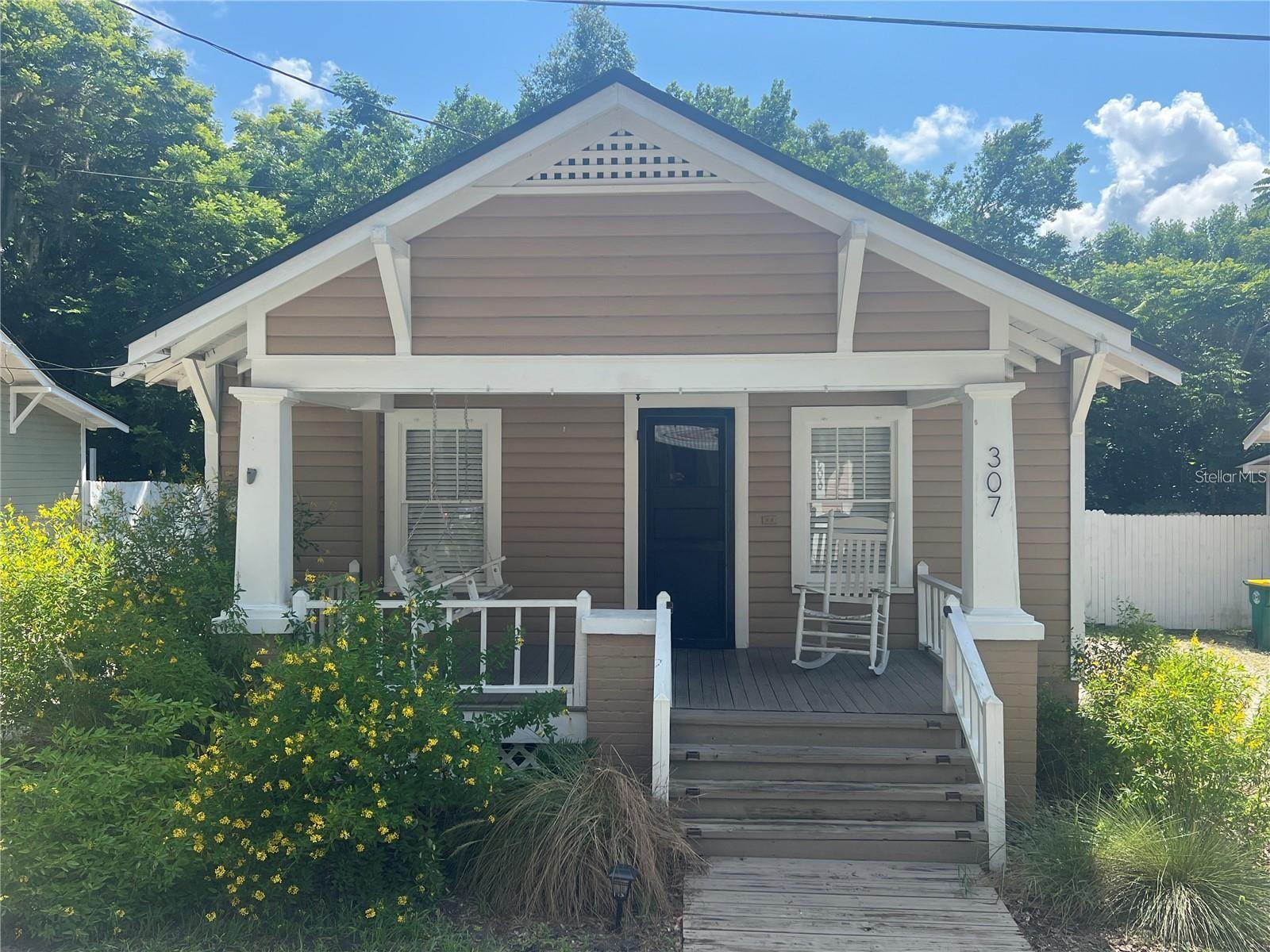Details for 307 Page Court, DELAND, FL 32720