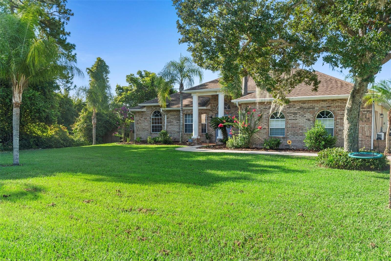 Image 10 of 46 For 380 Glen Abbey Lane