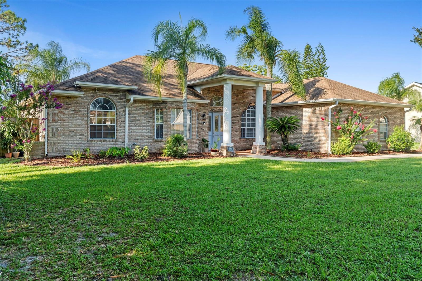 Image 11 of 46 For 380 Glen Abbey Lane
