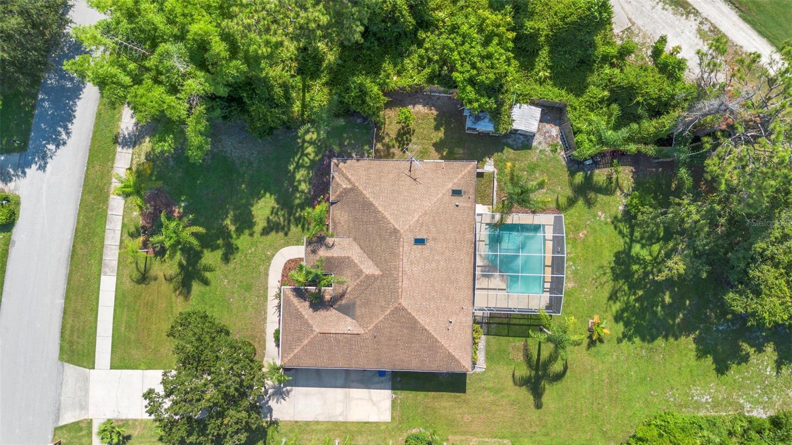 Image 8 of 46 For 380 Glen Abbey Lane