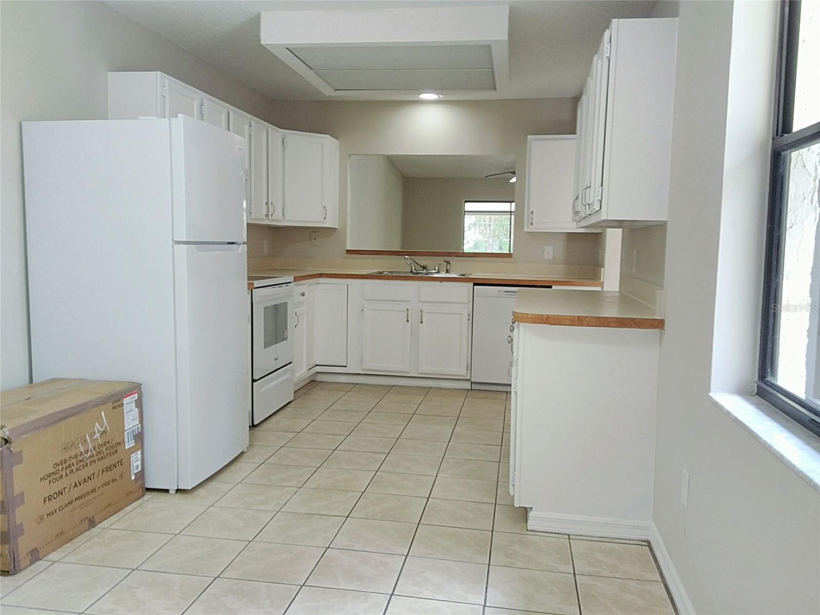 Image 5 of 26 For 717 Wright Court