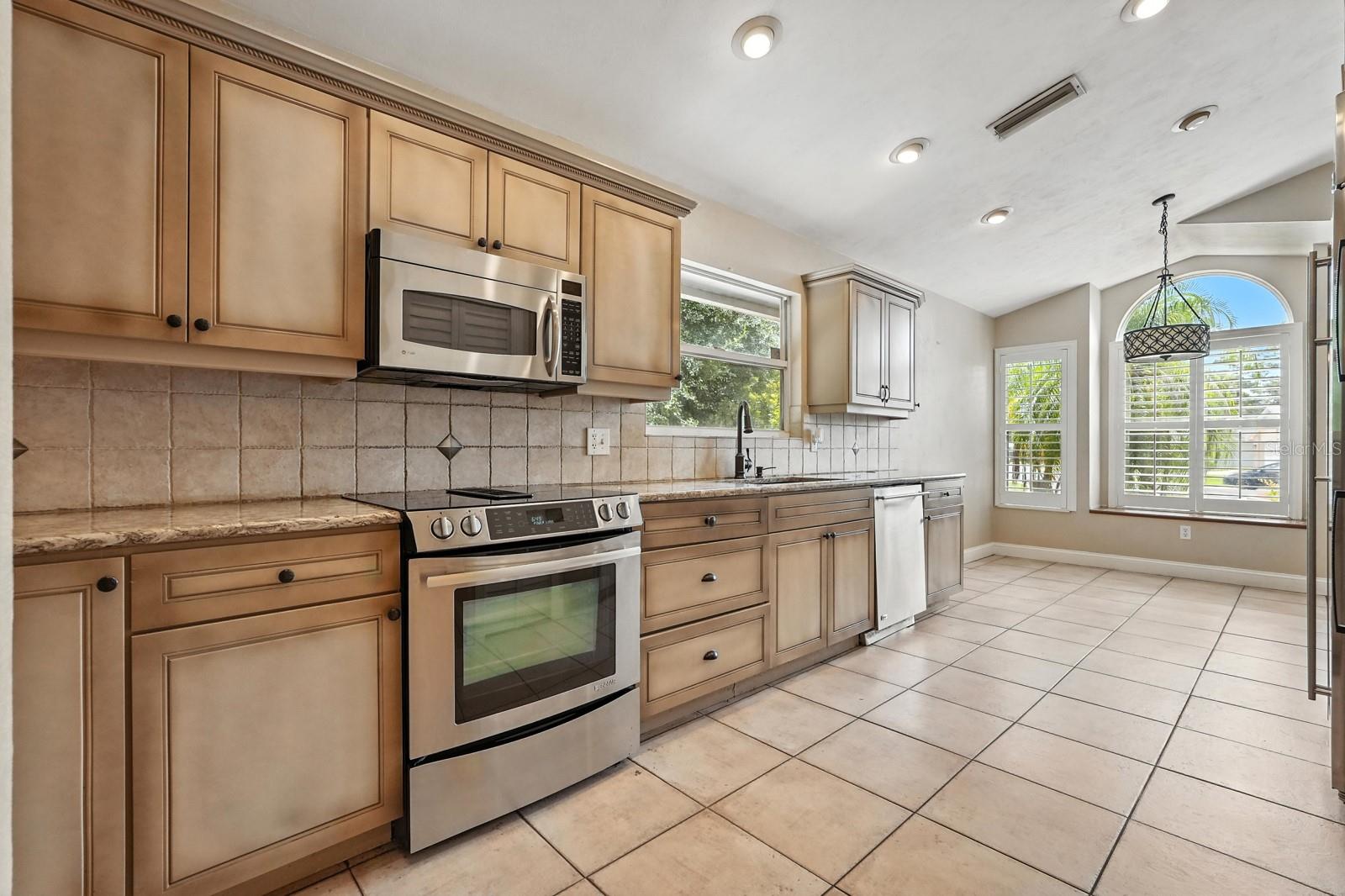 Image 3 of 45 For 923 Ashmeade Court