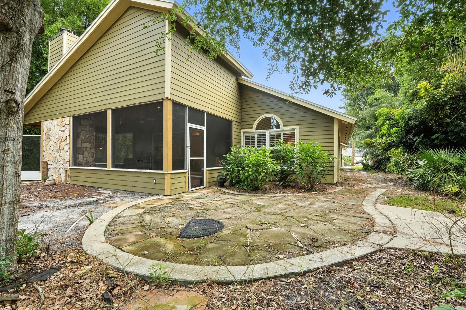 Image 36 of 45 For 923 Ashmeade Court