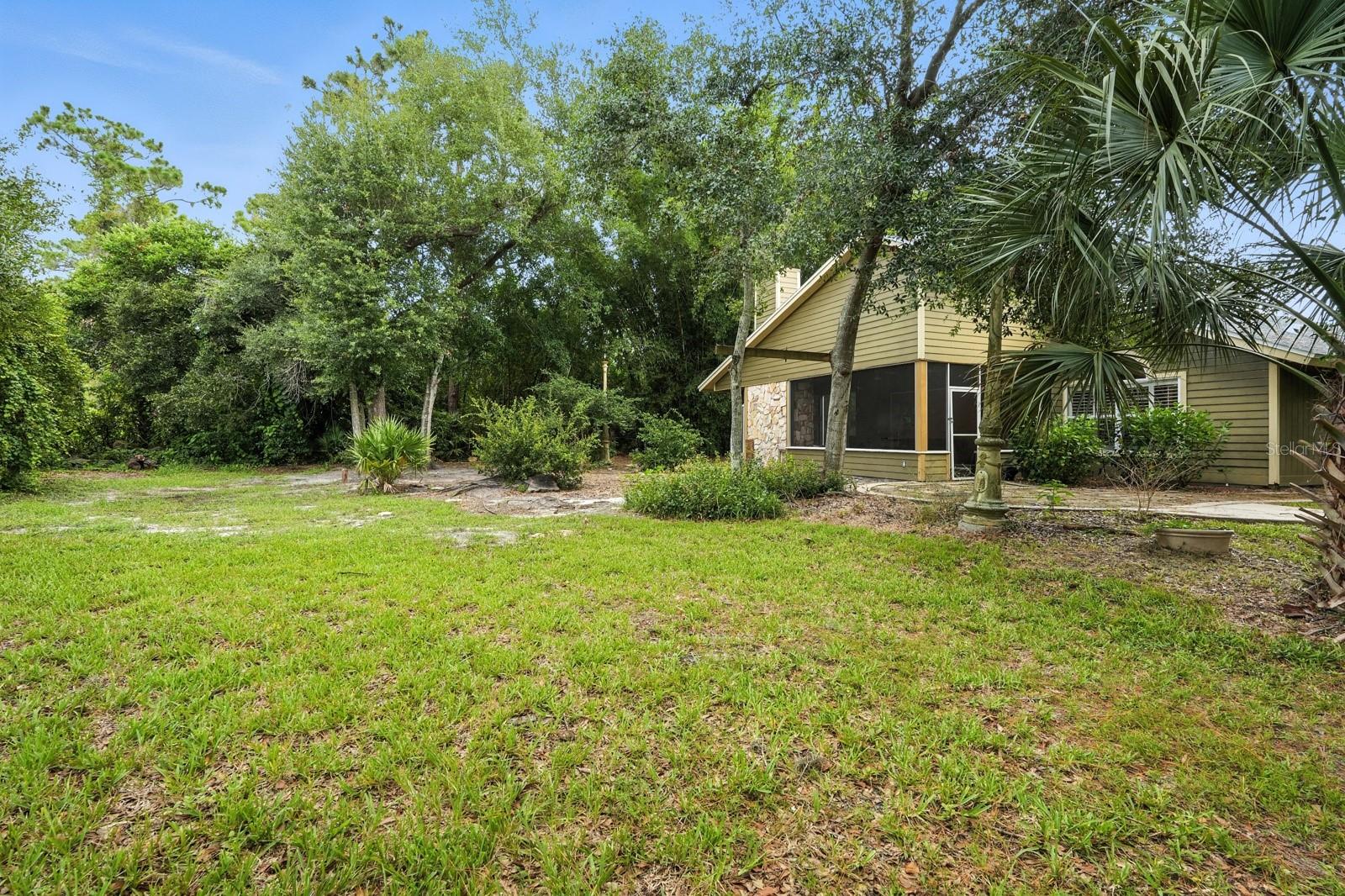 Image 37 of 45 For 923 Ashmeade Court