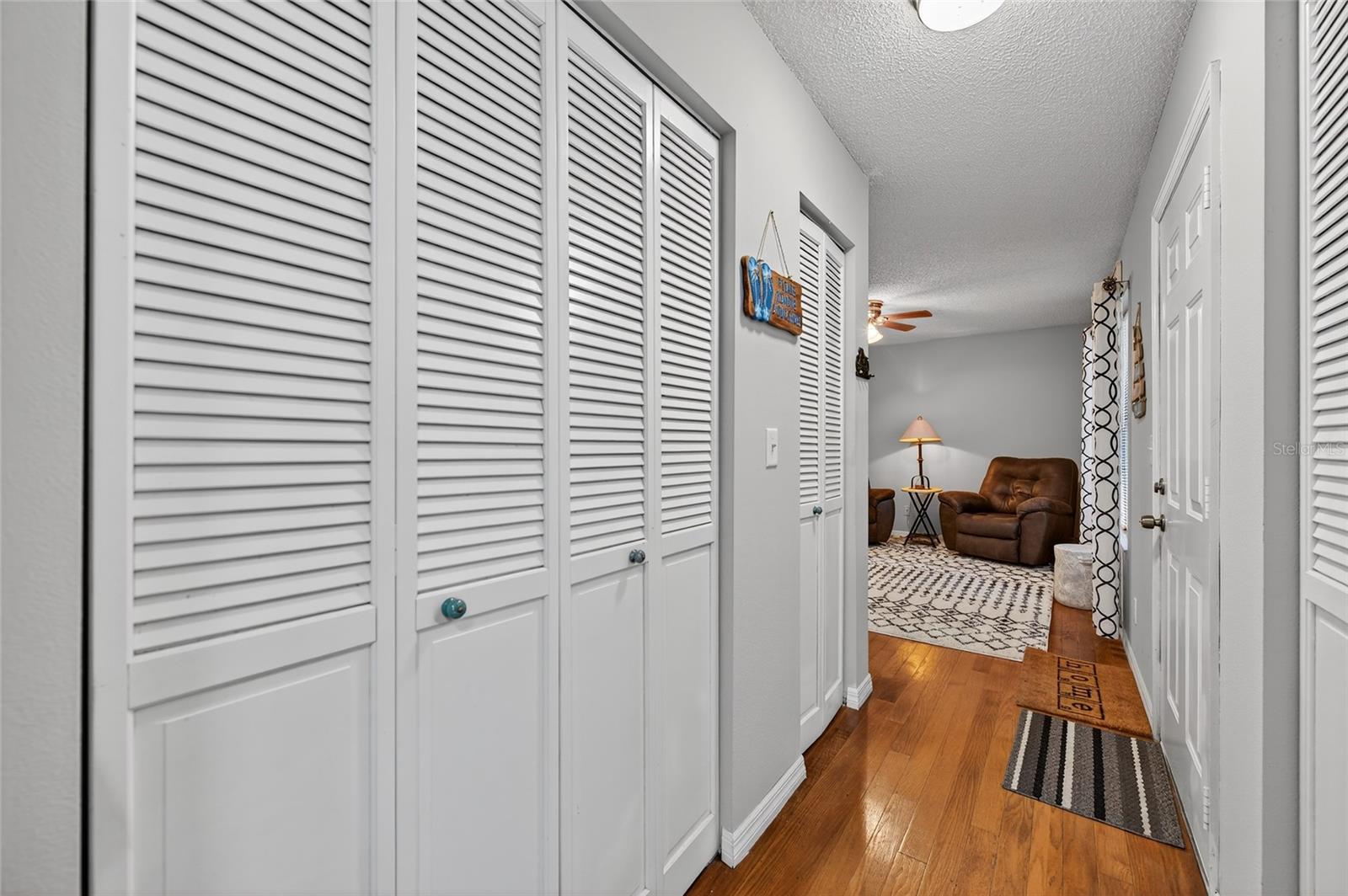 Image 10 of 35 For 840 Center Avenue 390
