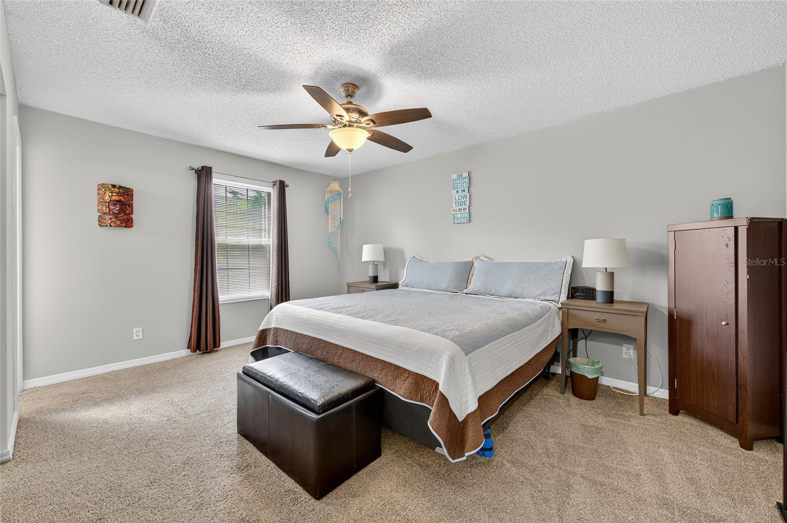 Image 11 of 35 For 840 Center Avenue 390