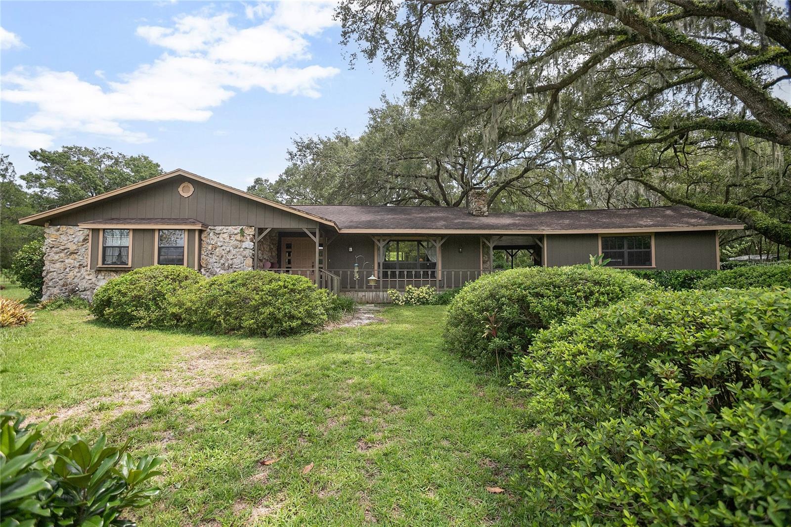 Image 2 of 72 For 1741 Alanson Drive