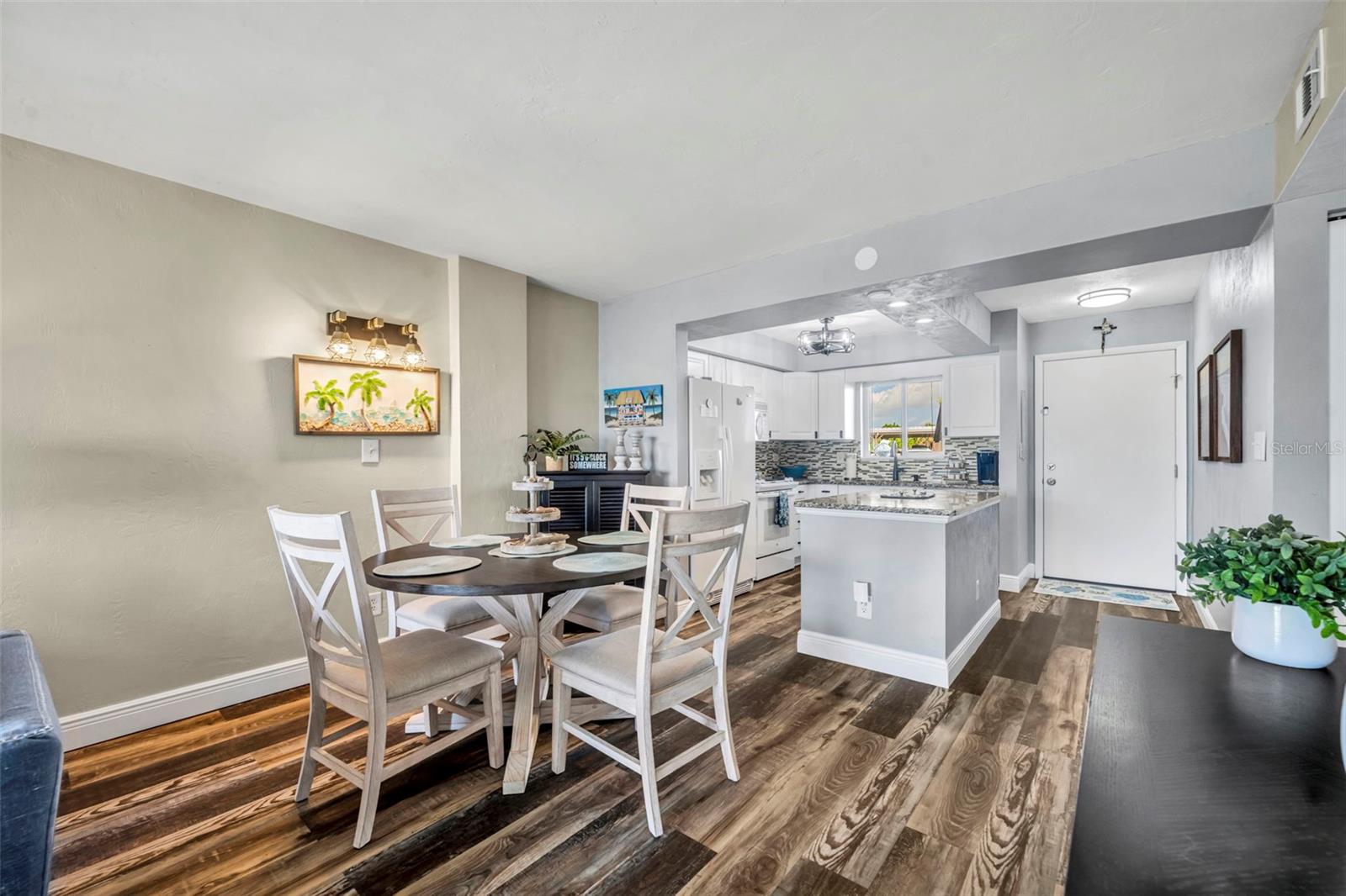 Image 10 of 33 For 2860 Ocean Shore Boulevard 1030