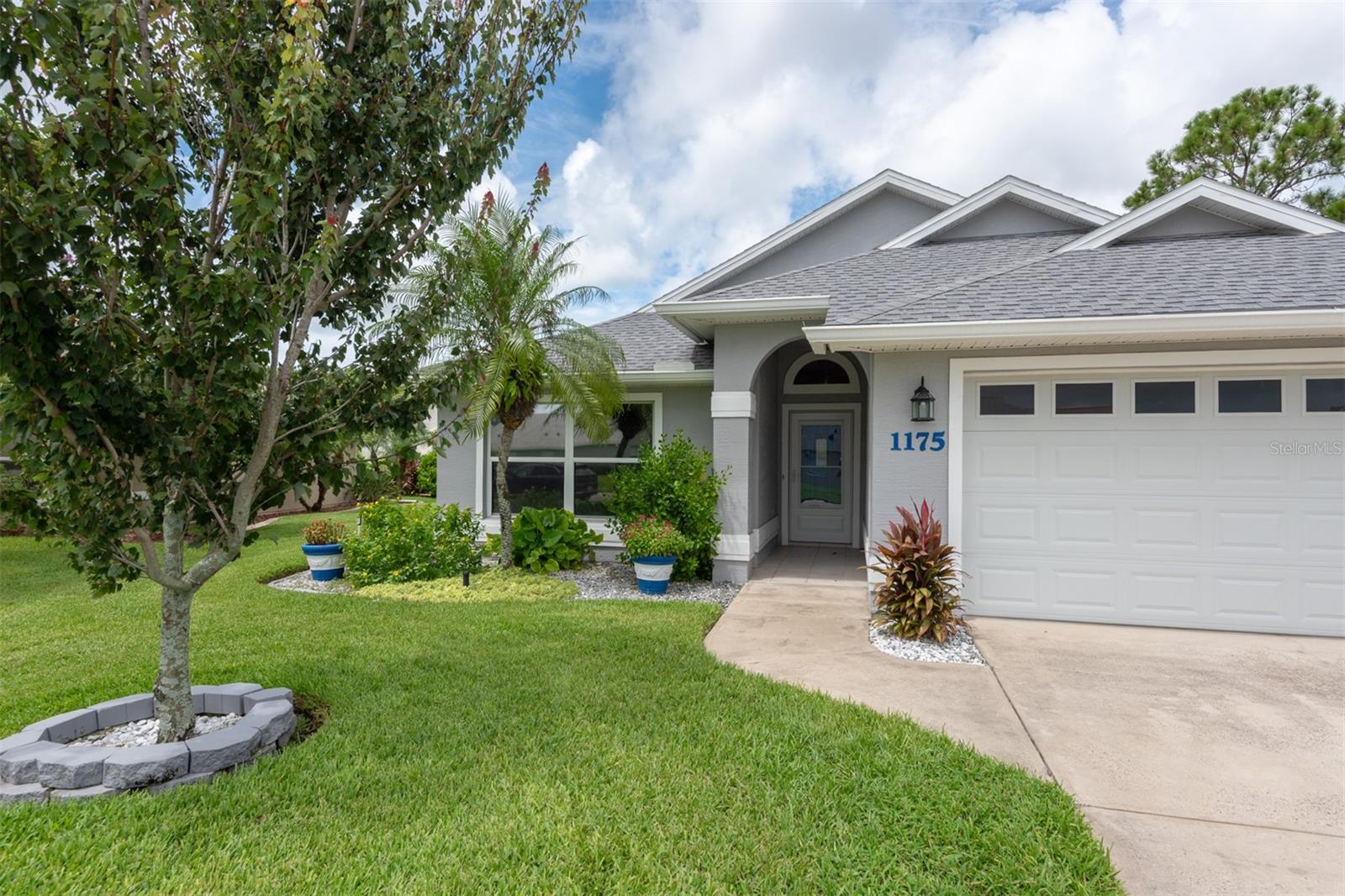 Image 2 of 62 For 1175 Sable Key Circle