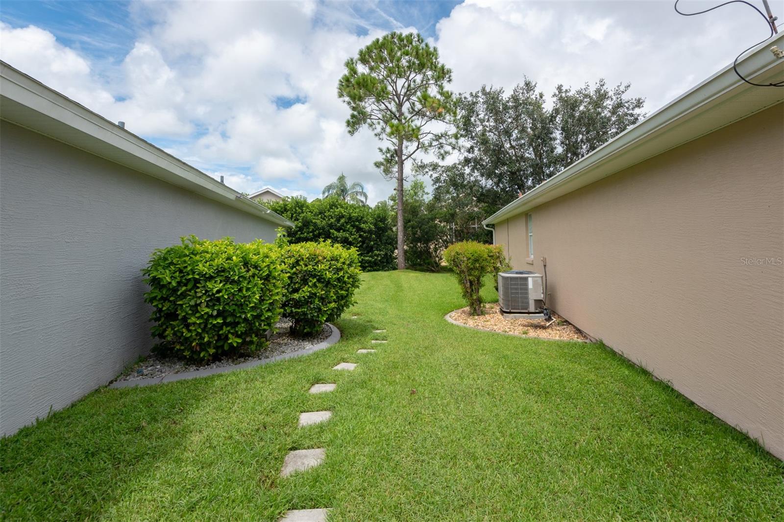 Image 45 of 62 For 1175 Sable Key Circle