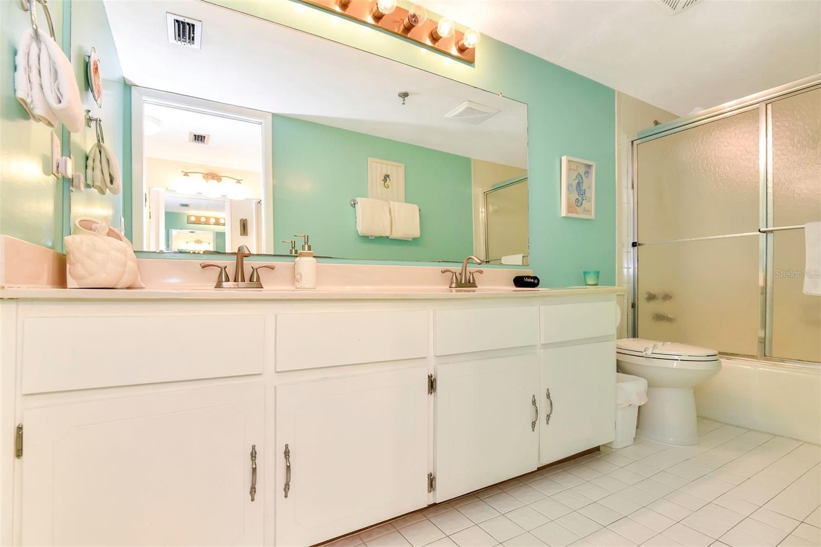 Image 22 of 51 For 1513 Ocean Shore Boulevard 7b