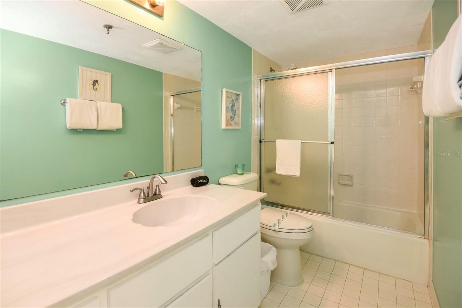 Image 23 of 51 For 1513 Ocean Shore Boulevard 7b