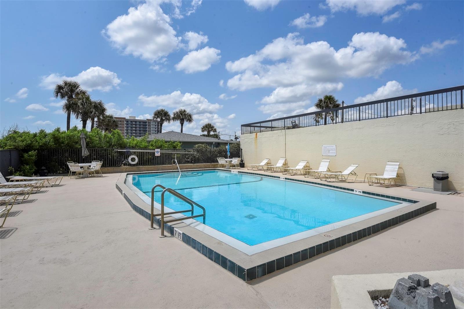 Image 34 of 51 For 1513 Ocean Shore Boulevard 7b