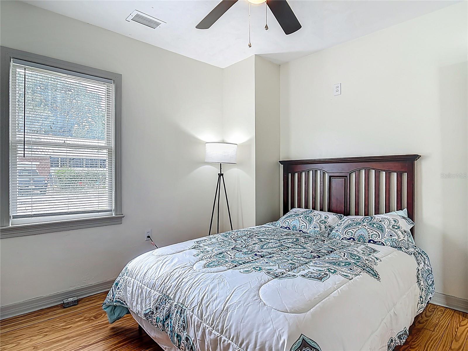 Image 21 of 55 For 601 Adelle Avenue