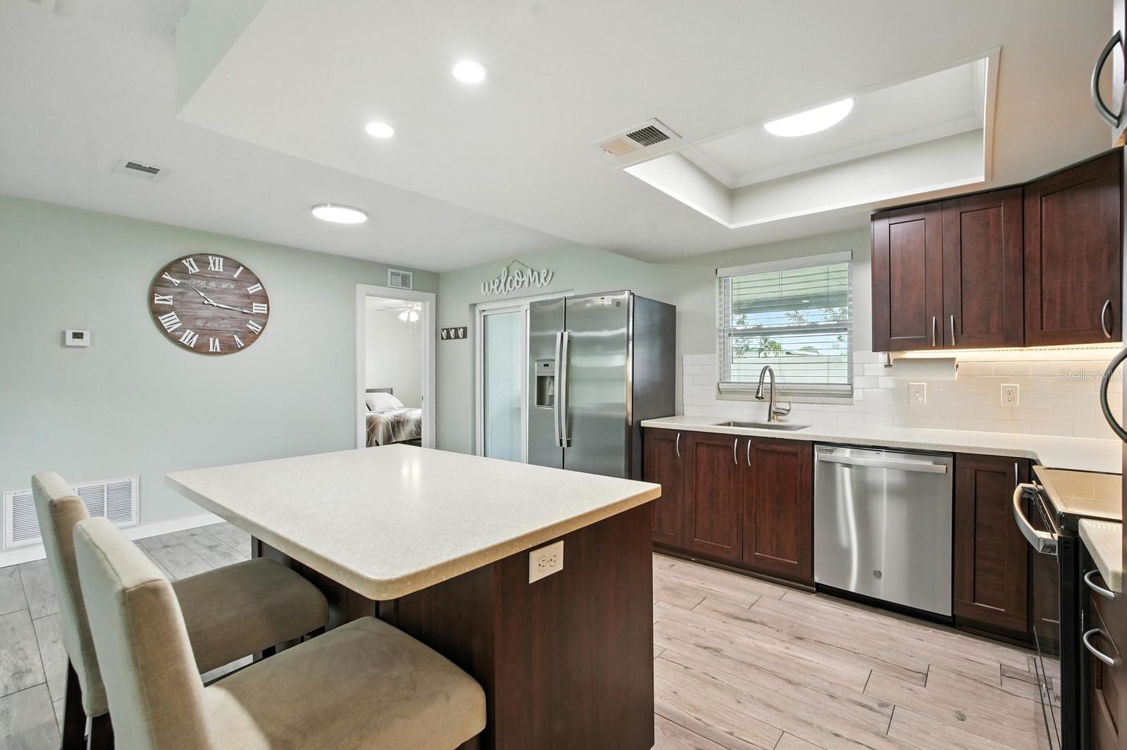 Image 17 of 39 For 1022 Tompkins Drive